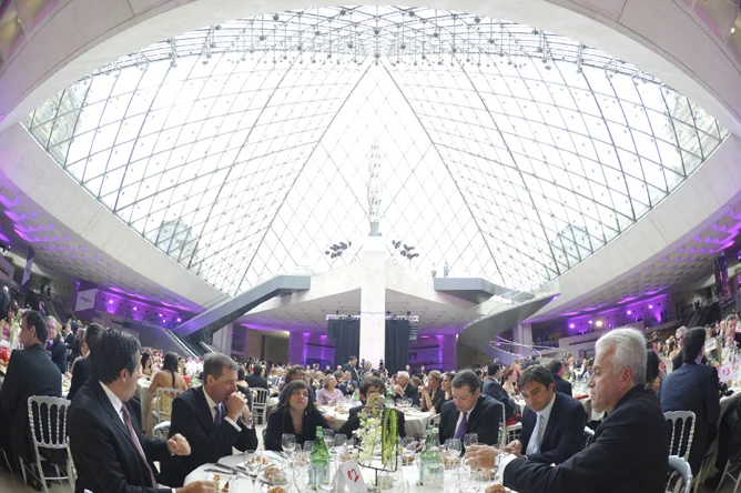 Paris, Viagem de incentivo · Museu do Louvre